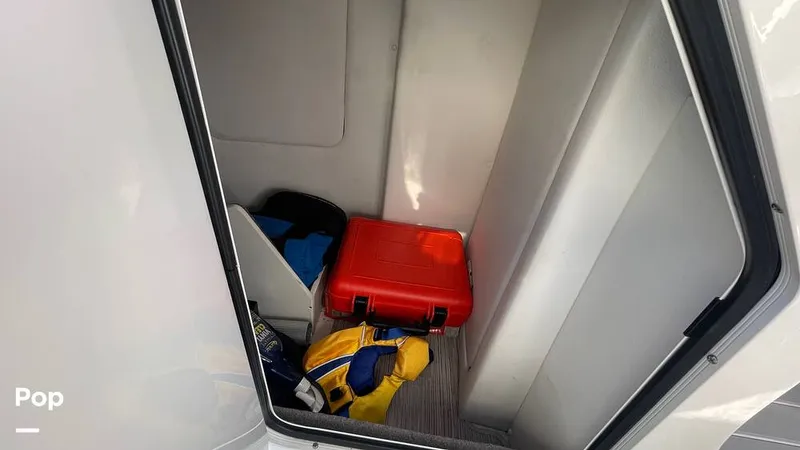 Slide: The Image of Sea Ray SDX 290 OB 2022 - 15044001