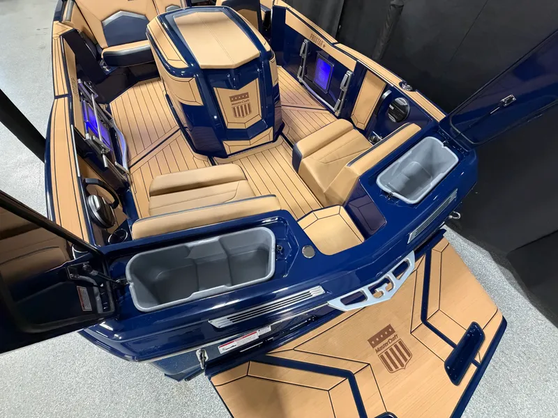 Slide: The Image of Mastercraft ProStar 2026 - 12