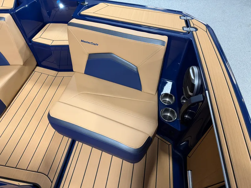 Slide: The Image of Mastercraft ProStar 2026 - 19