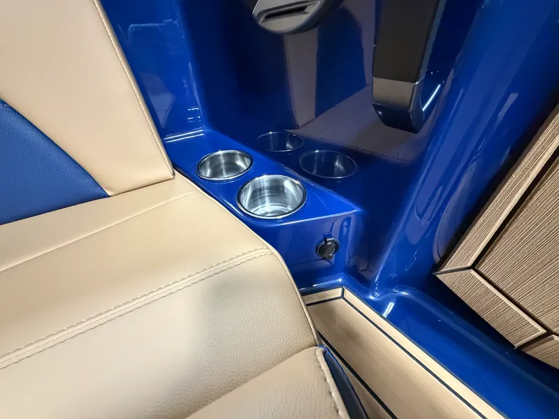 Slide: The Image of Mastercraft ProStar 2026 - 21