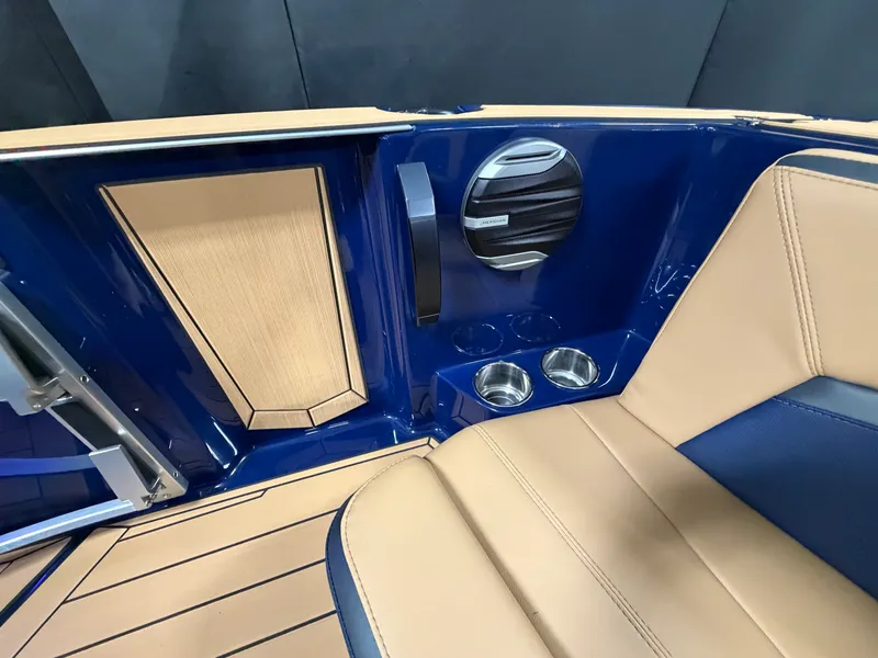 Slide: The Image of Mastercraft ProStar 2026 - 23