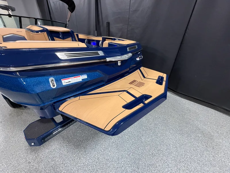 Slide: The Image of Mastercraft ProStar 2026 - 9