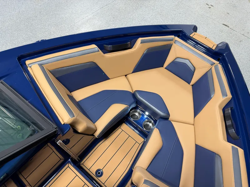 Slide: The Image of Mastercraft ProStar 2026 - 57