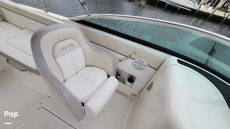 Slide: The Image of Sea Ray 260 Sundeck 2012 - 15094294