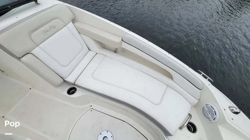 Slide: The Image of Sea Ray 260 Sundeck 2012 - 15094284