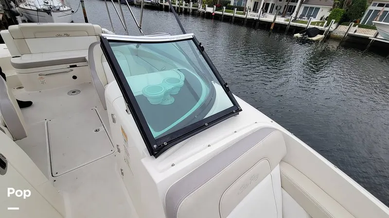 Slide: The Image of Sea Ray 260 Sundeck 2012 - 15094285