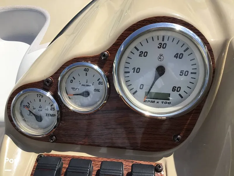 Slide: The Image of Glastron 259 SC 2011 - 15580476