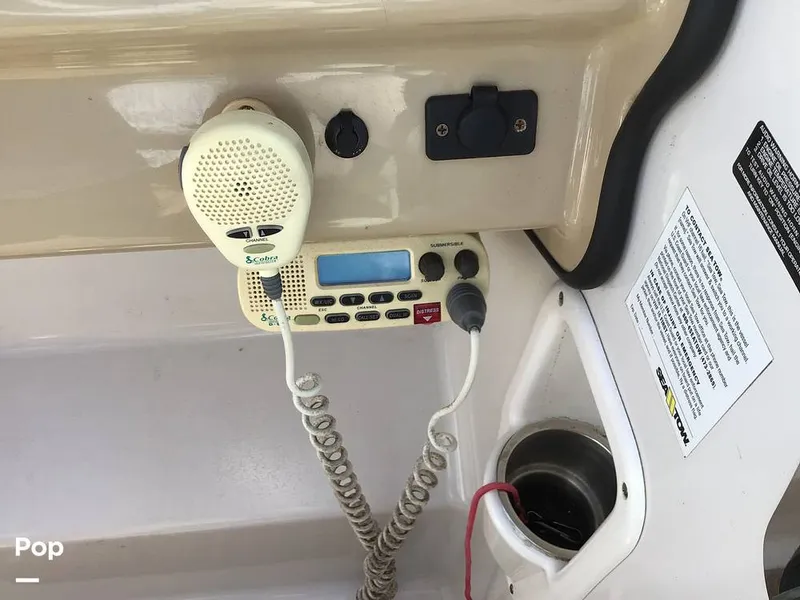 Slide: The Image of Glastron 259 SC 2011 - 15580481