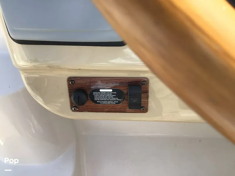 Slide: The Image of Glastron 259 SC 2011 - 15580482