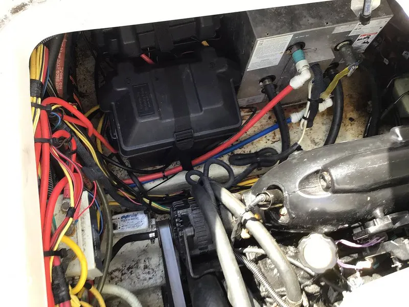 Slide: The Image of Glastron 259 SC 2011 - 15580492