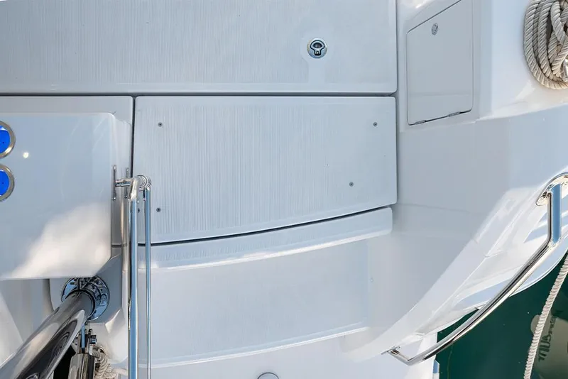 Slide: The Image of Aquila 44 Yacht 2023 - 18