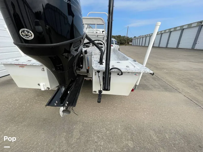Slide: The Image of Whale Tail/power Pole/transducer - 14949063