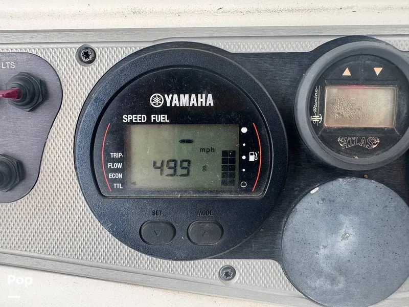 Slide: The Image of Skeeter SX240 2015 - 14899036