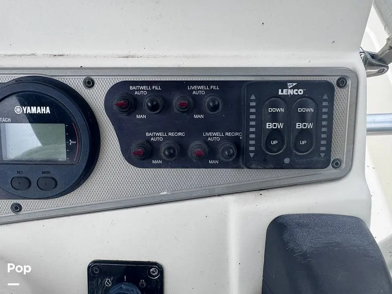 Slide: The Image of Skeeter SX240 2015 - 14899040