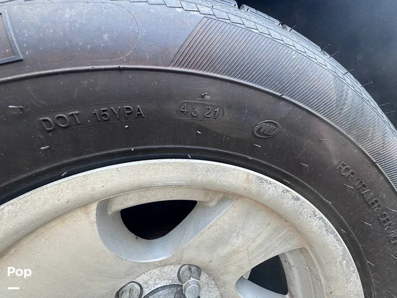 Slide: The Image of Skeeter SX240 2015 - 14899078