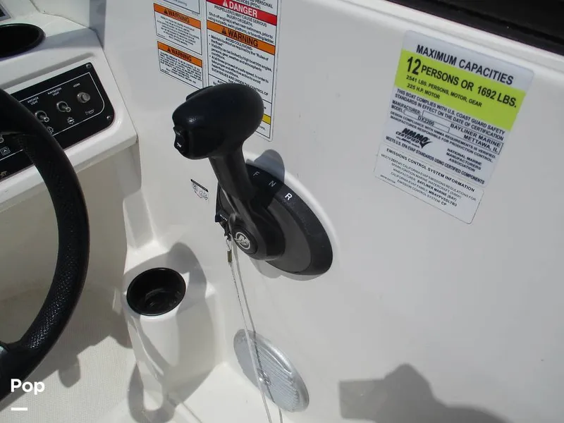 Slide: The Image of Bayliner DX 2200 2021 - 14912846