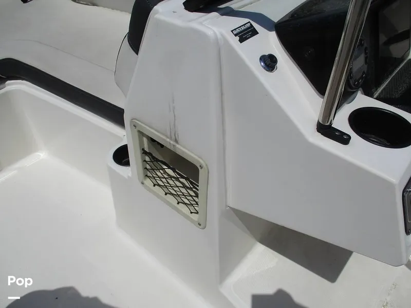 Slide: The Image of Bayliner DX 2200 2021 - 14912853