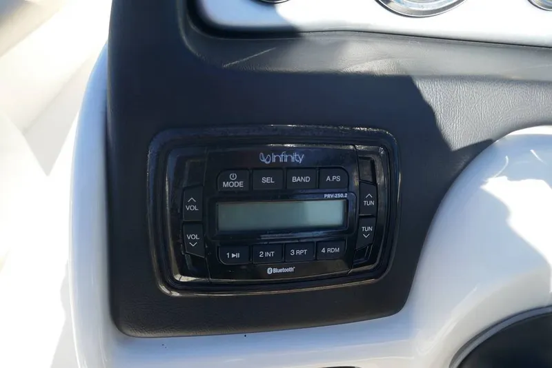 Slide: The Image of NauticStar 243DC 2018 - 14918448