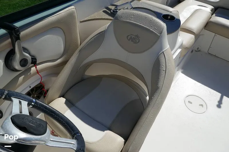 Slide: The Image of NauticStar 243DC 2018 - 14918451