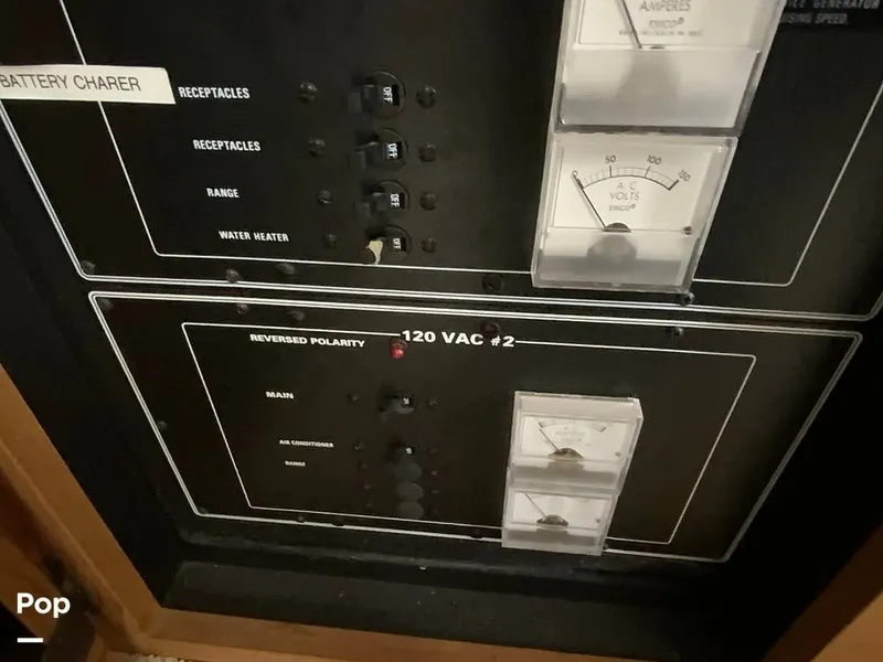 Slide: The Image of Carver 330 Mariner 1995 - 14979374