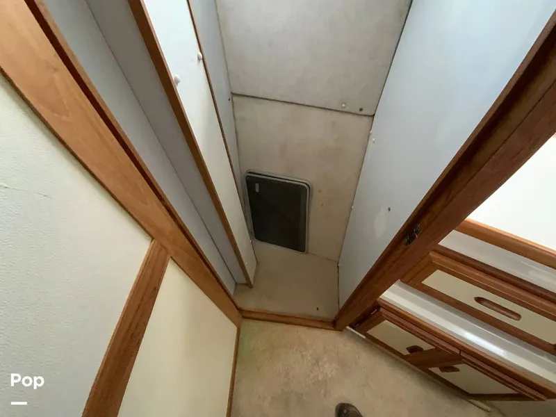 Slide: The Image of Carver 330 Mariner 1995 - 14979390