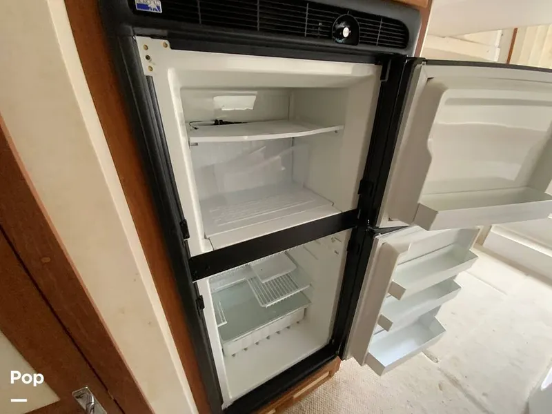 Slide: The Image of Carver 330 Mariner 1995 - 14979404