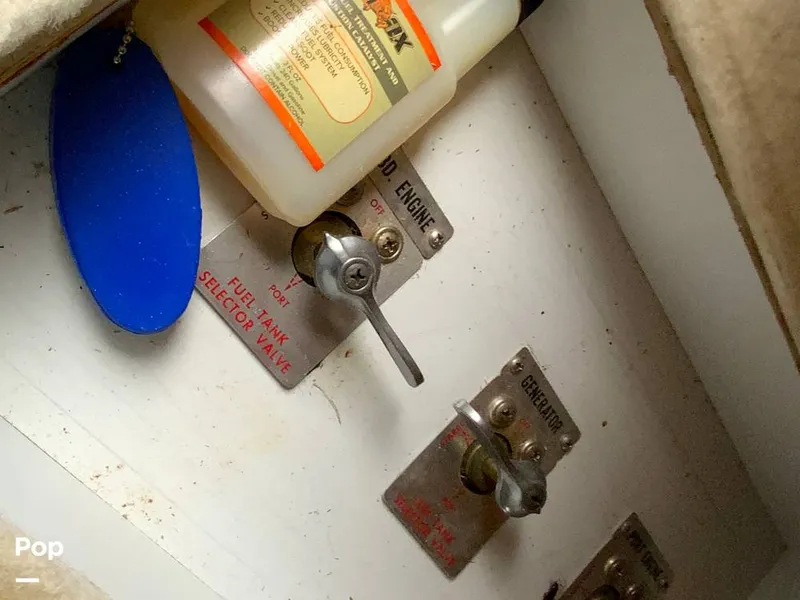 Slide: The Image of Carver 330 Mariner 1995 - 14979420