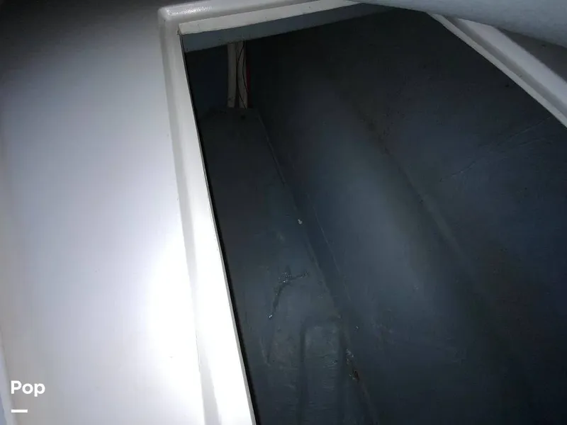 Slide: The Image of Carver Yachts 330 Mariner 1995 - 14979379