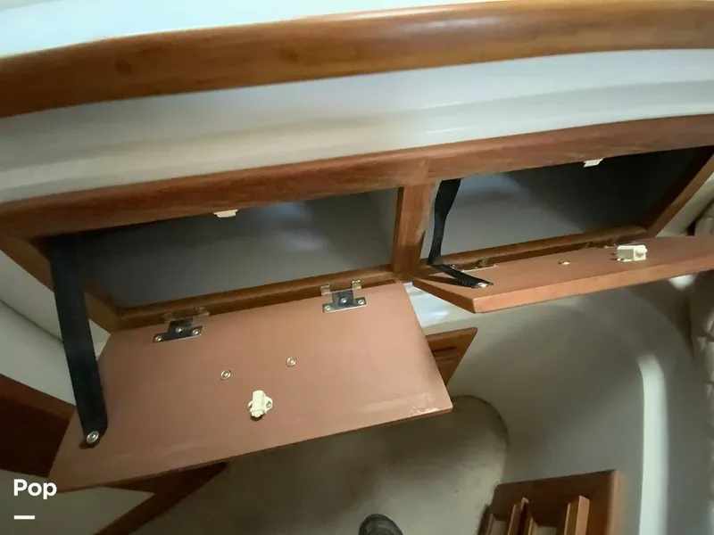 Slide: The Image of Carver Yachts 330 Mariner 1995 - 14979383