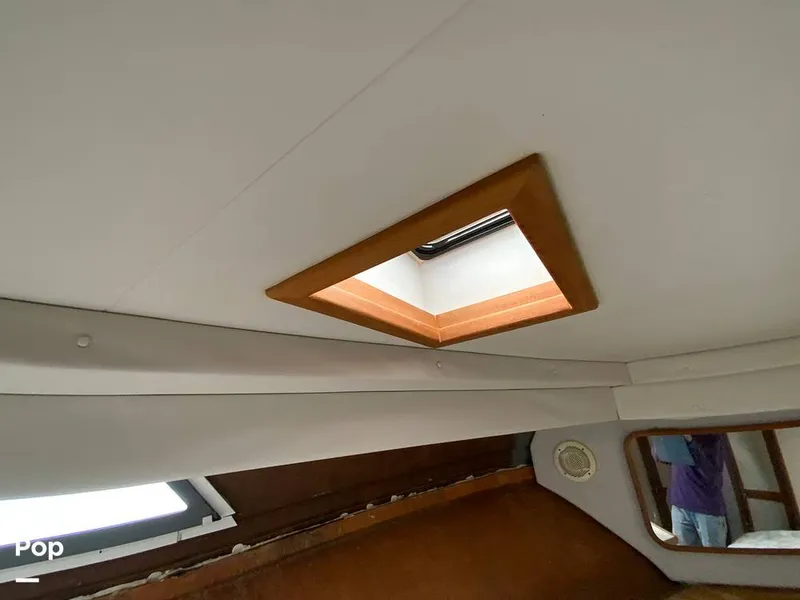 Slide: The Image of Carver Yachts 330 Mariner 1995 - 14979384