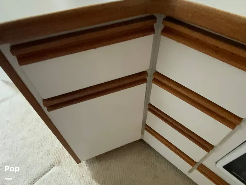 Slide: The Image of Carver Yachts 330 Mariner 1995 - 14979415