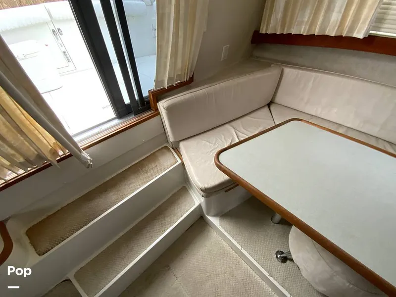 Slide: The Image of Carver Yachts 330 Mariner 1995 - 14979430