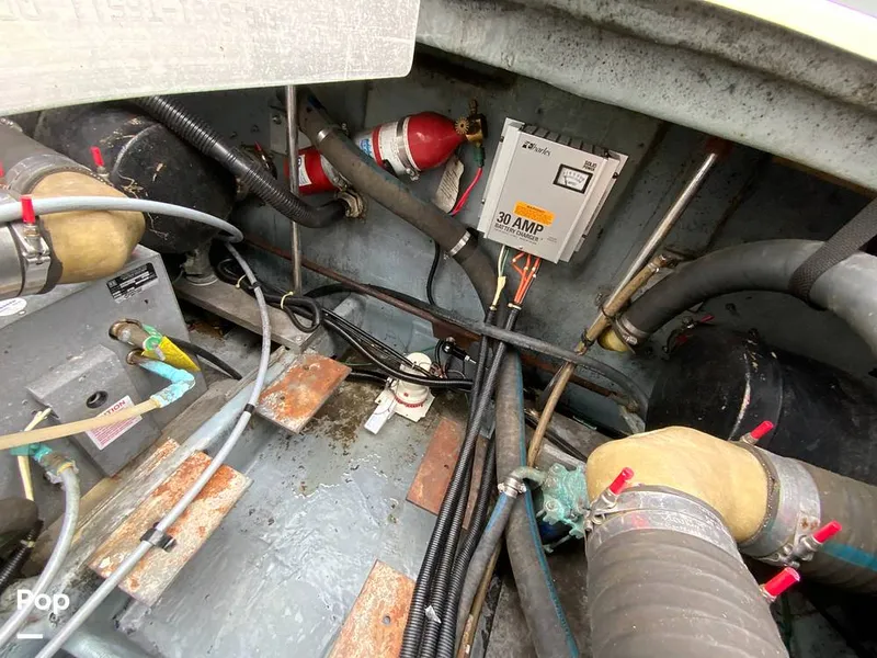 Slide: The Image of Carver Yachts 330 Mariner 1995 - 14979437