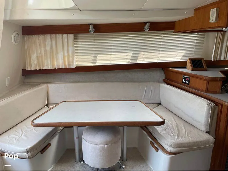 Slide: The Image of Carver Yachts 330 Mariner 1995 - 14907802