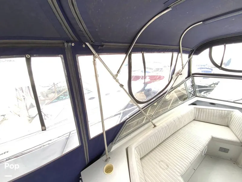 Slide: The Image of Carver Yachts 330 Mariner 1995 - 14979451