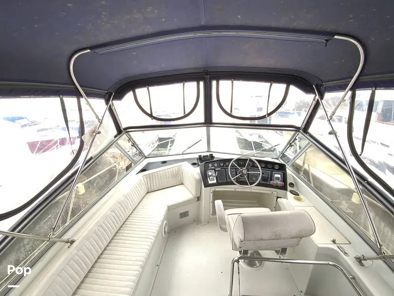 Slide: The Image of Carver Yachts 330 Mariner 1995 - 14979452