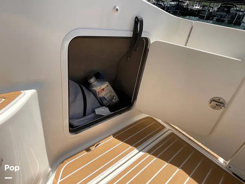 Slide: The Image of Sea Ray 280 Sundancer 2004 - 15371456