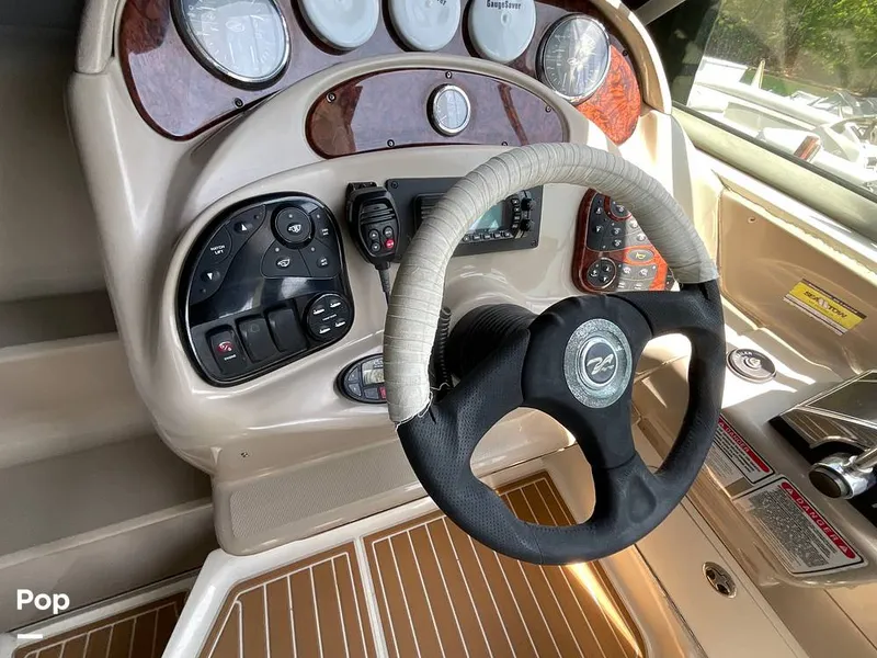 Slide: The Image of Sea Ray 280 Sundancer 2004 - 15371462