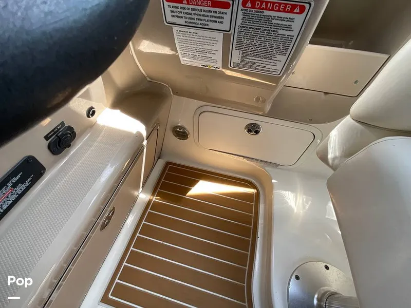 Slide: The Image of Sea Ray 280 Sundancer 2004 - 15371464