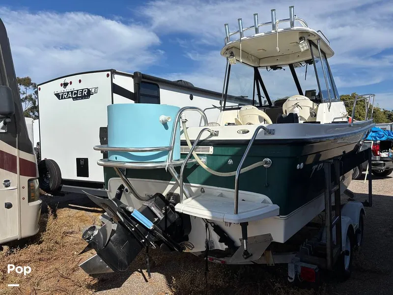 Slide: The Image of Large Bait Well - 14963117