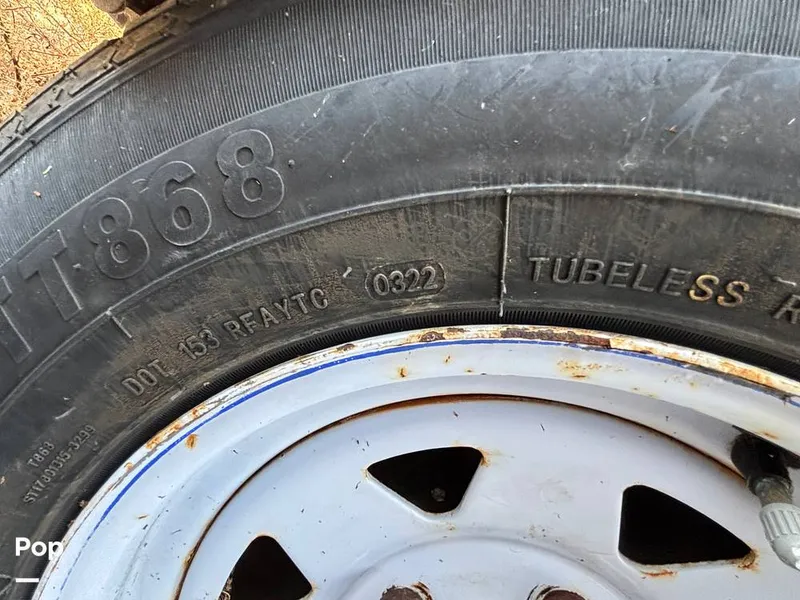 Slide: The Image of Tire Date Code - 14963158