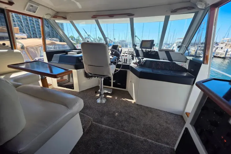 Slide: The Image of Bayliner 4550 Motoryacht 1987 - 13