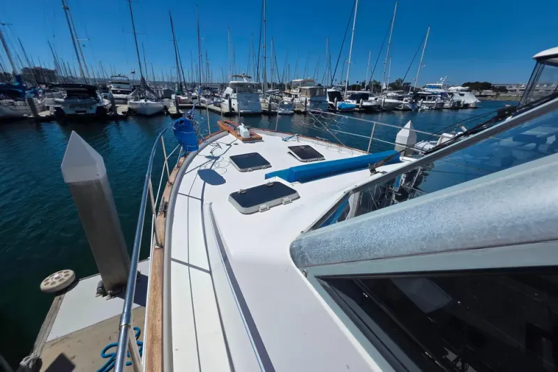 Slide: The Image of Bayliner 4550 Motoryacht 1987 - 52