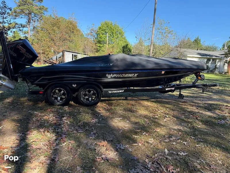Slide: The Image of Phoenix Bass Boat 721 Pro XP 2019 - 14921722