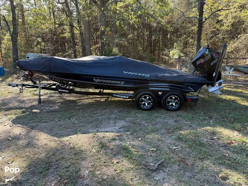 Slide: The Image of Phoenix Bass Boat 721 Pro XP 2019 - 14921719