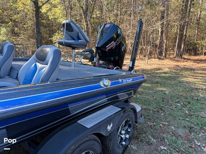 Slide: The Image of Phoenix Bass Boat 721 Pro XP 2019 - 14921763