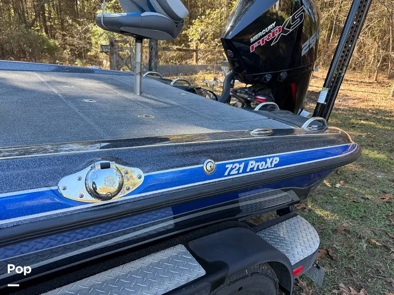 Slide: The Image of Phoenix Bass Boat 721 Pro XP 2019 - 14921764