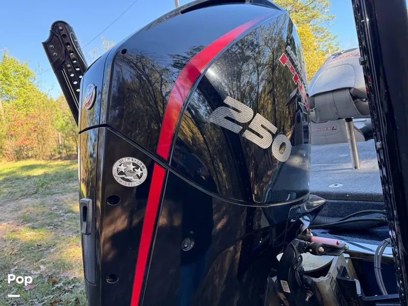 Slide: The Image of Phoenix Bass Boat 721 Pro XP 2019 - 14921730