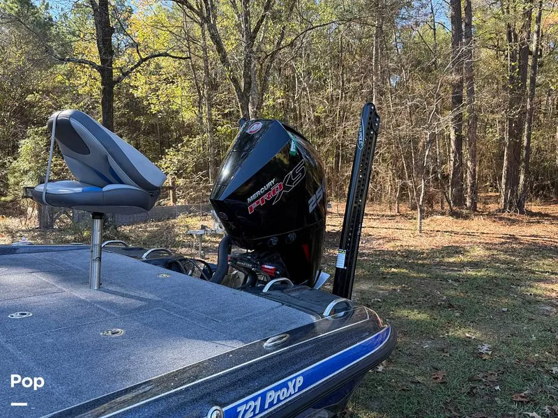 Slide: The Image of Phoenix Bass Boat 721 Pro XP 2019 - 14921766