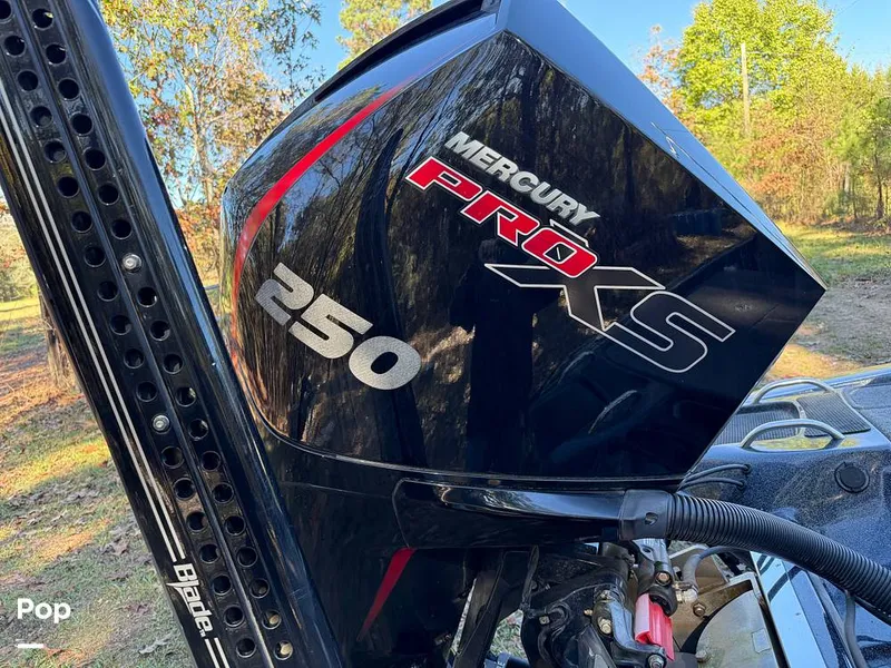 Slide: The Image of Phoenix Bass Boat 721 Pro XP 2019 - 14921731